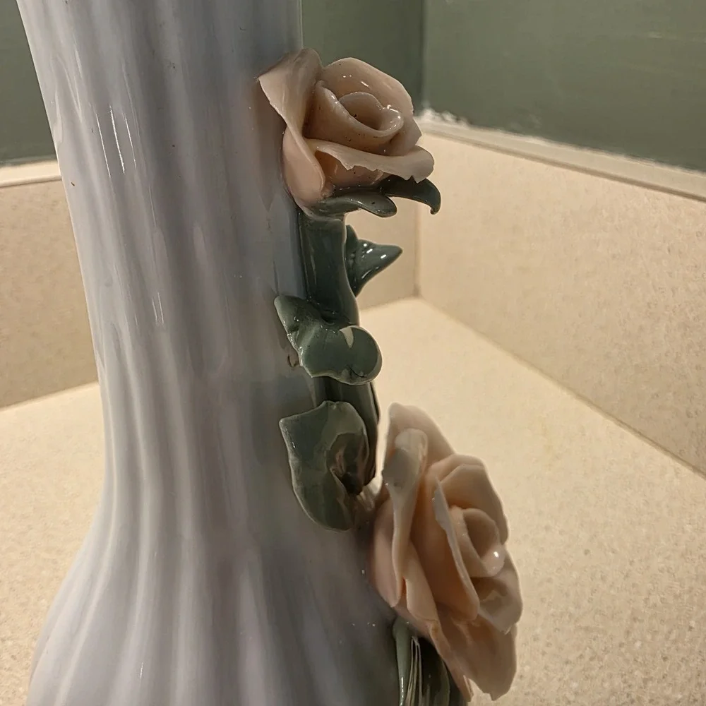 Vintage White  Porcelain Ribbed Bud Vase -Raised Glossy Flowers 7.5